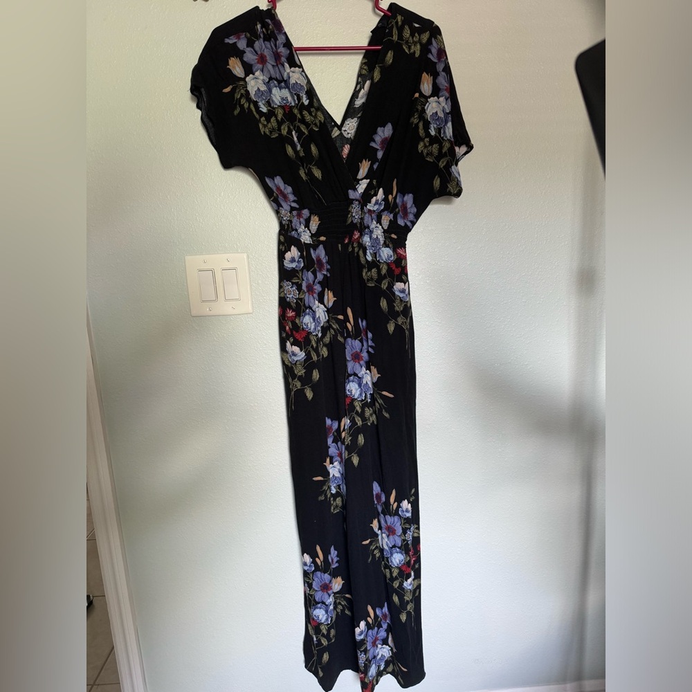 AE SMOCKED KIMONO FLORAL JUMPSUIT SZ XS